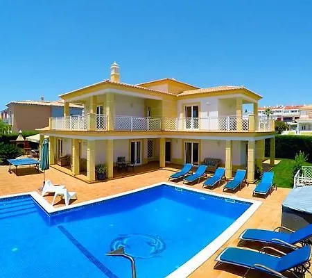 Carisa Suites Albufeira