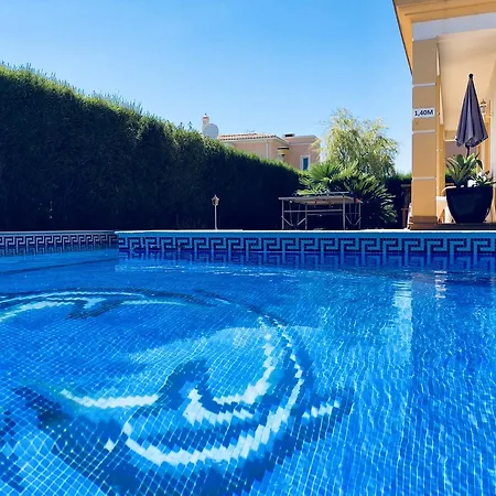 Carisa Suites