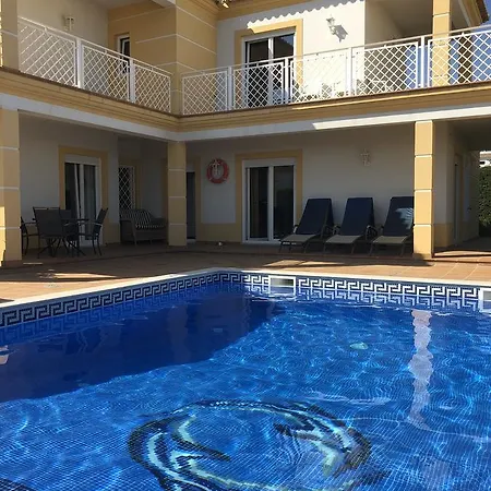 منزل للإقامة Carisa Suites